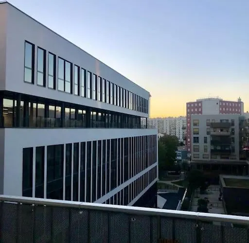 Apartment Near Paris